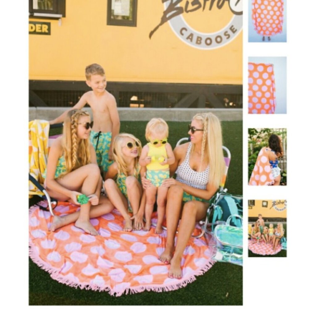 Pink and orange polka dot round towel